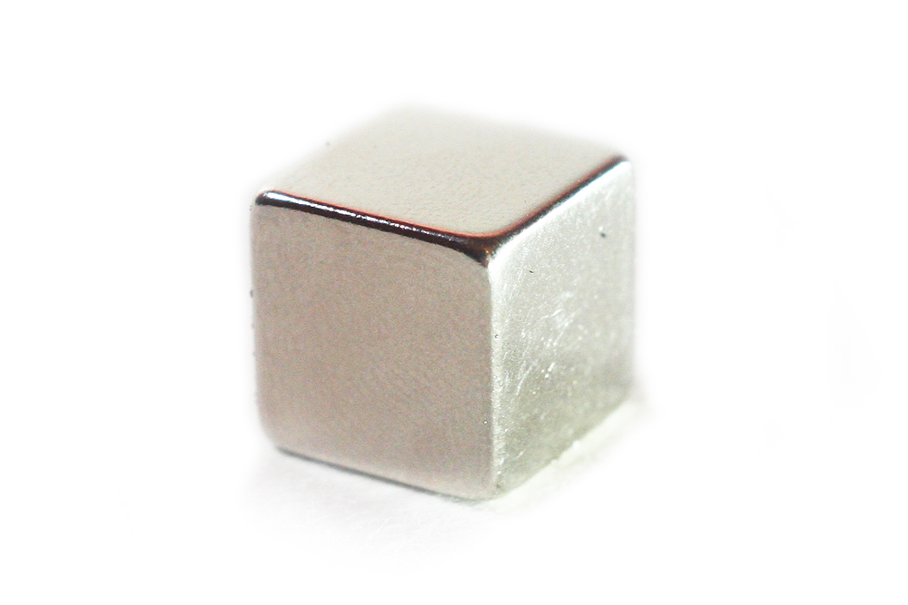 Neodímium mágnes, extra erős (12 x 12 x 12 mm)